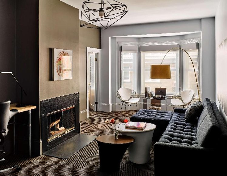 SUITE DELUXE Room