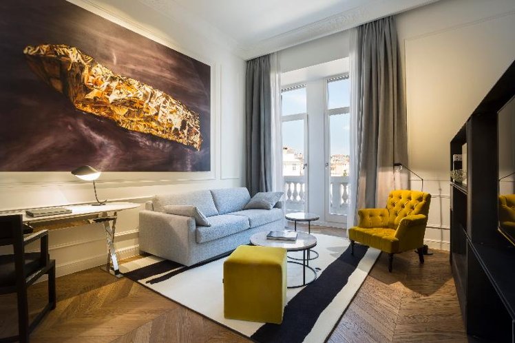 SUITE LUXURY Room