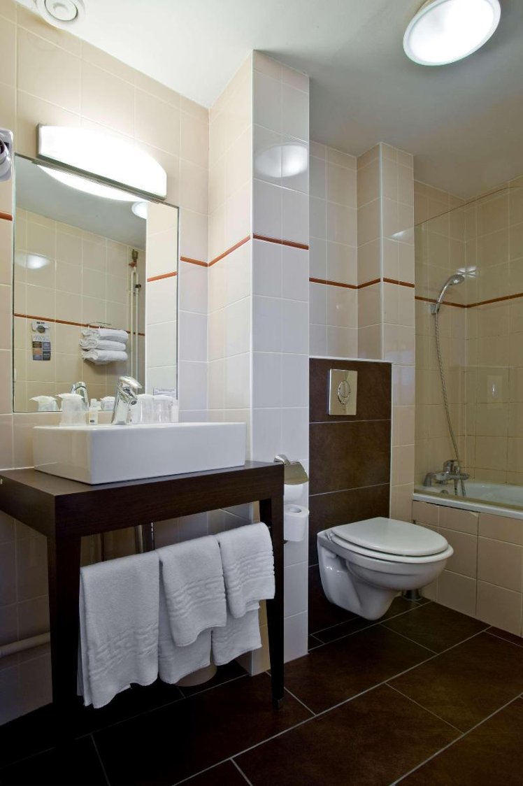 DOUBLE STANDARD Room