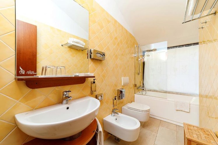 DOUBLE PREMIUM Room