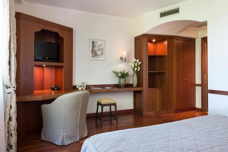 Double or Twin CLASSIC Room