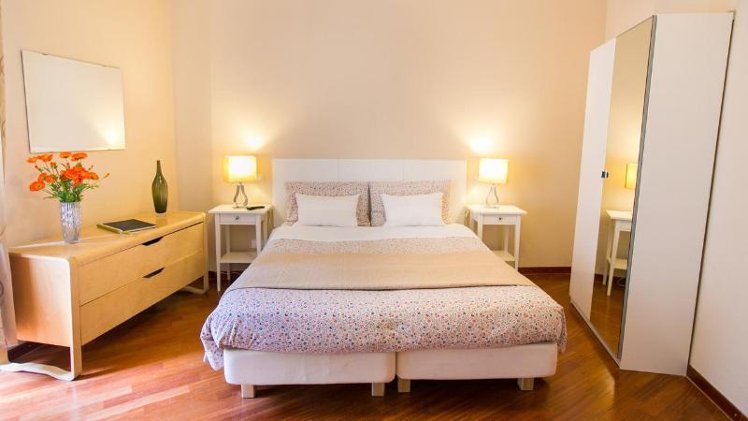 DOUBLE STANDARD Room