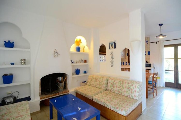 APARTMENT CAPACITY 7 THREE BEDROOMS Room