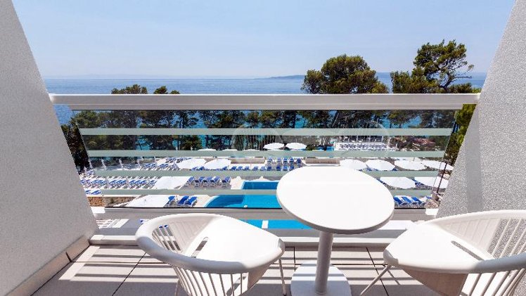 DOUBLE SUPERIOR SIDE SEA VIEW Room