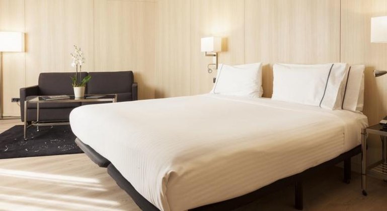 DOUBLE SUPERIOR Room