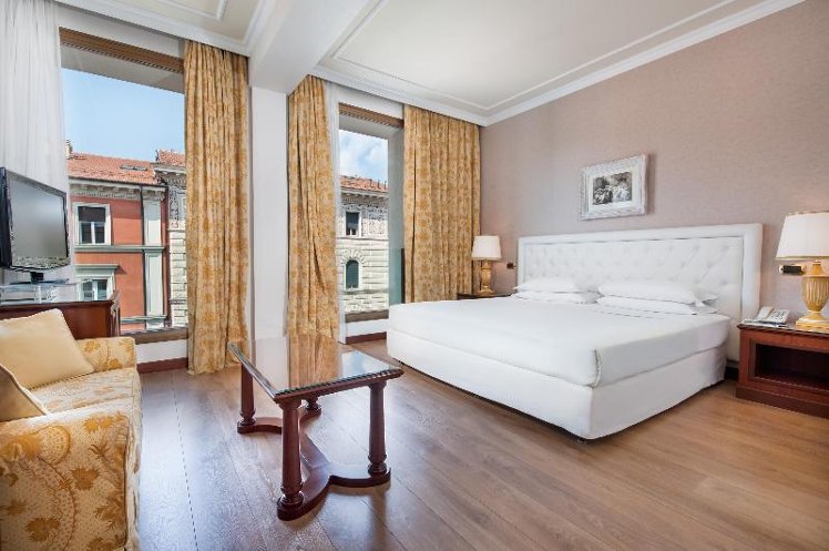 TWIN SUPERIOR Room