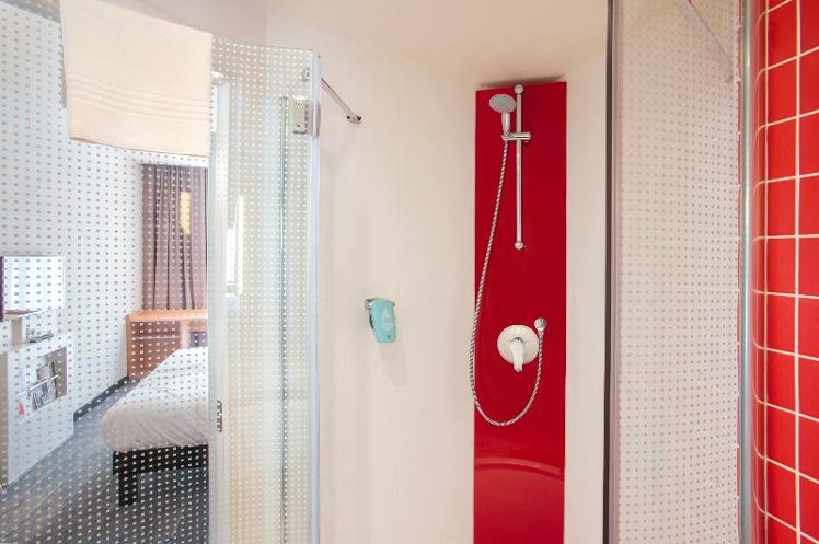 DOUBLE SINGLE USE STANDARD Room