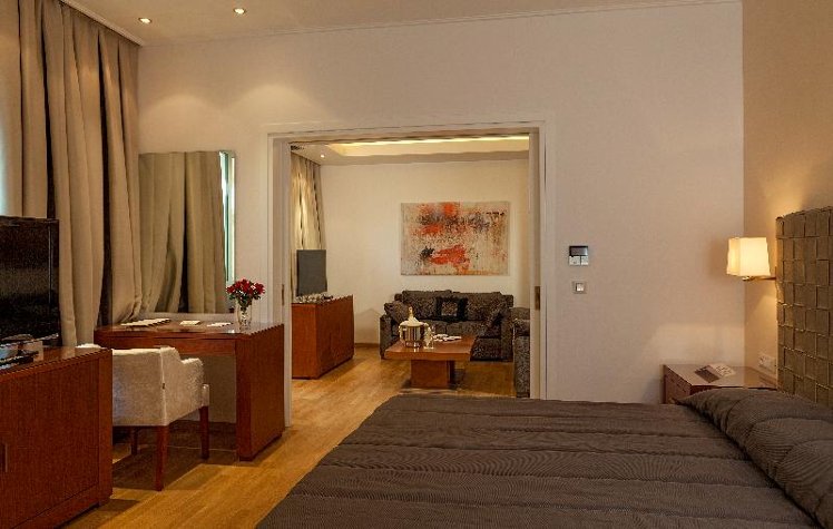 TRIPLE GRAND Room
