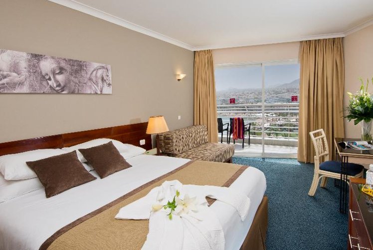 SINGLE ONE BED Room
