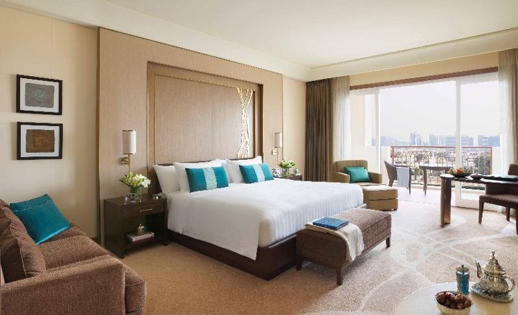 Double or Twin DELUXE WITH BALCONY Room