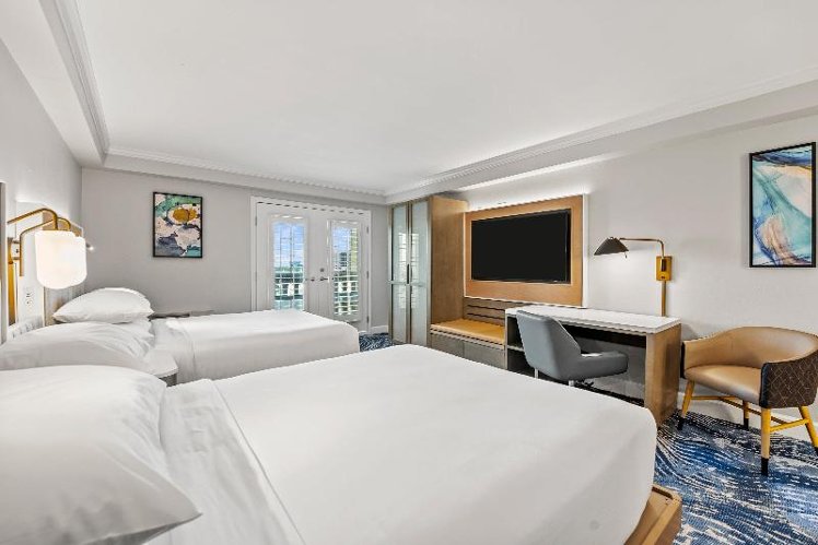 DOUBLE TWO QUEEN BEDS Room