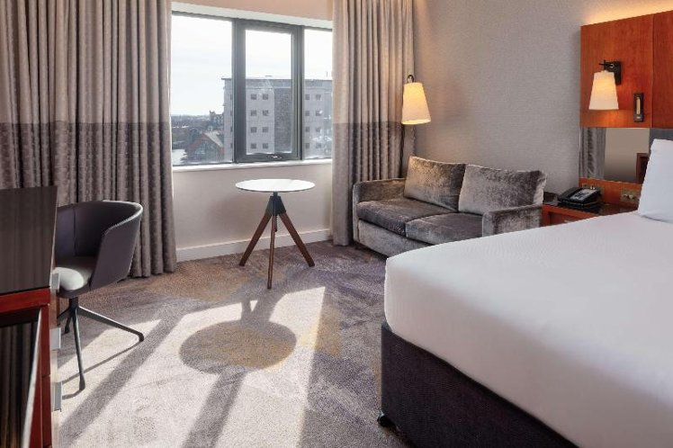 DOUBLE KING SIZE BED Room