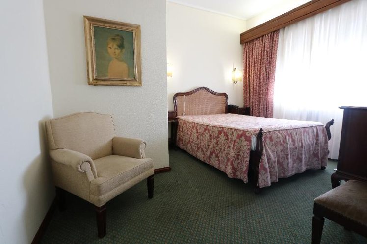 SINGLE STANDARD Room