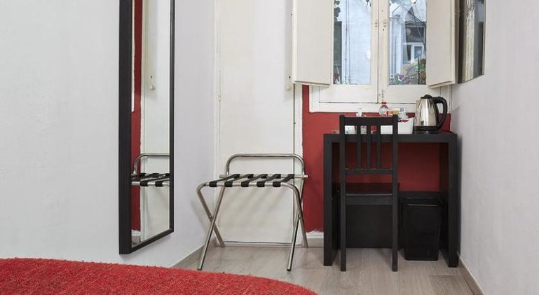 SINGLE STANDARD Room