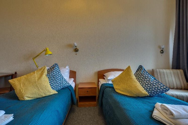 DOUBLE SINGLE USE STANDARD Room