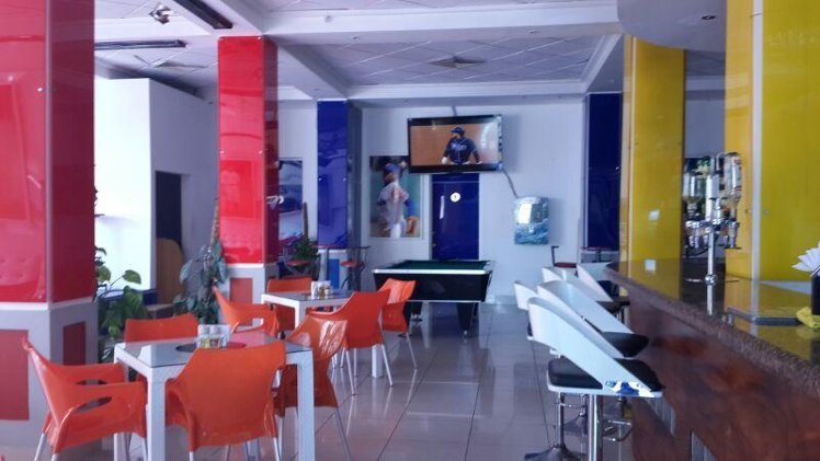 Bar