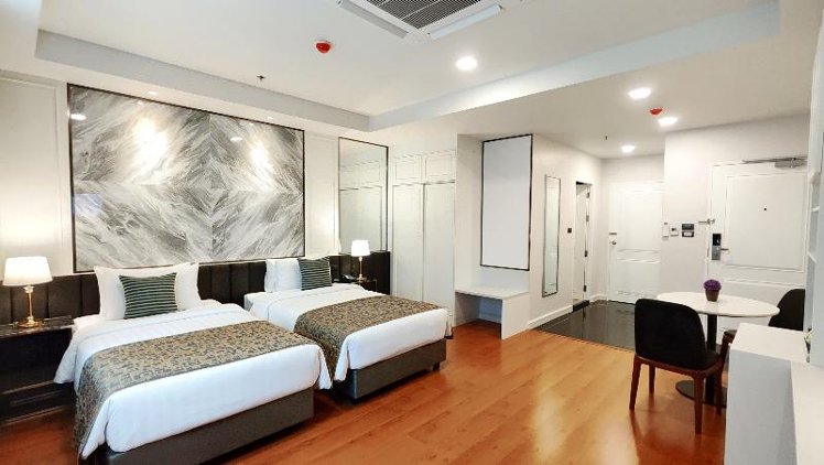 DOUBLE GRAND Room