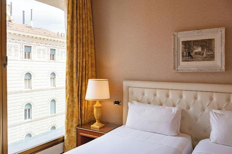 TWIN SUPERIOR Room