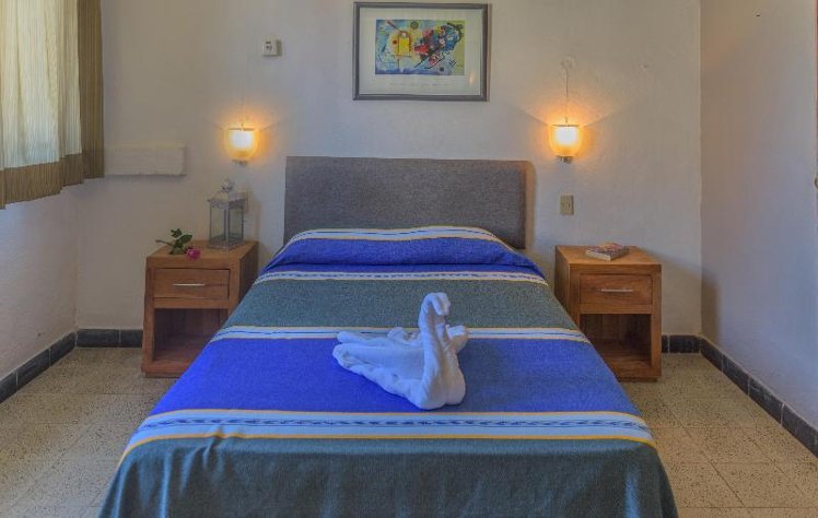 DOUBLE WITH DOUBLE BED Room