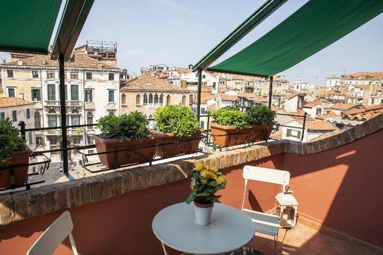 APARTMENT SUPERIOR WITH TERRACE Room