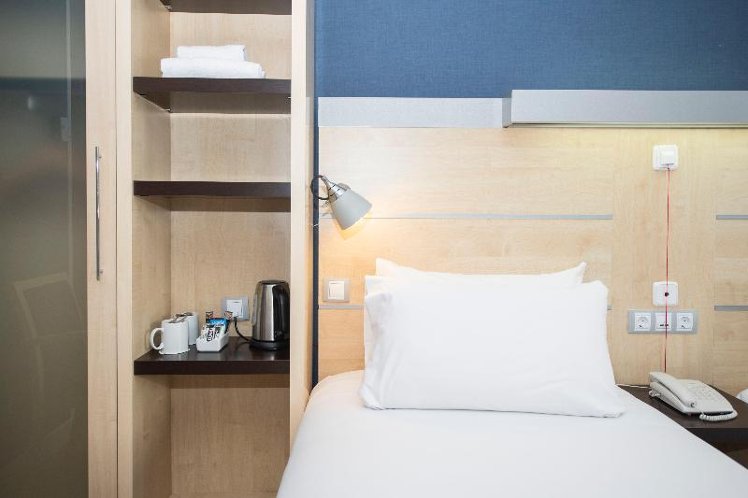 TWIN STANDARD Room