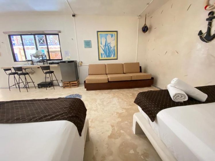 FAMILY ROOM TWO BEDS Room
