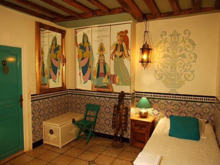 SINGLE STANDARD Room