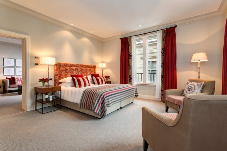 SUITE DELUXE Room