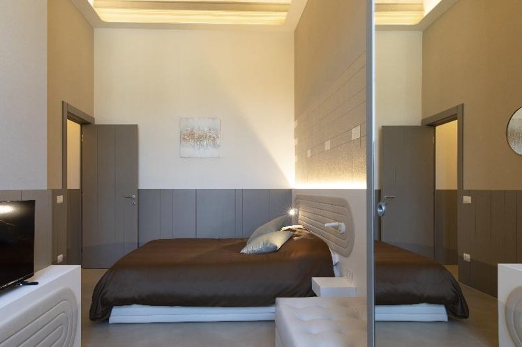 SUITE CAPACITY 7 Room