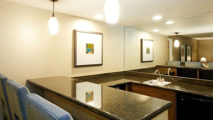 SUITE KING SIZE BED Room