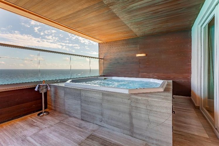 JUNIOR SUITE OCEAN FRONT TWO BEDROOMS Room