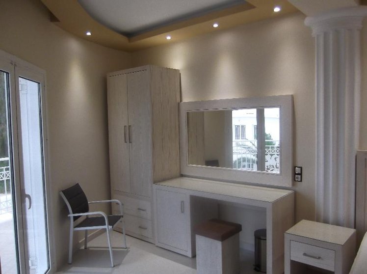 TRIPLE STANDARD Room