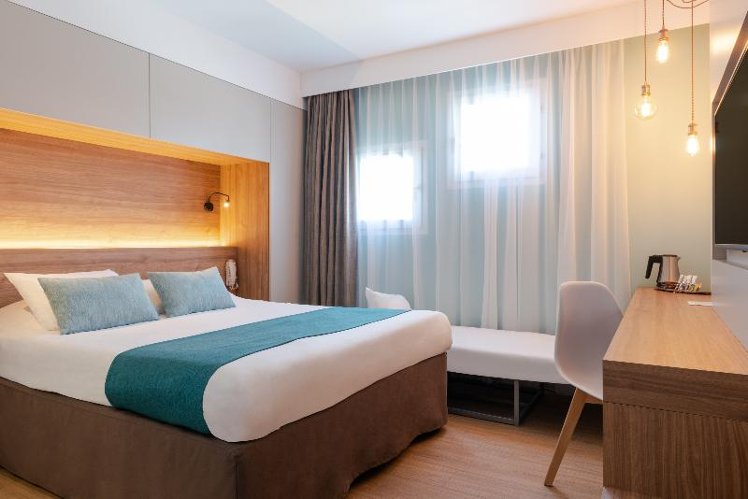 DOUBLE STANDARD Room