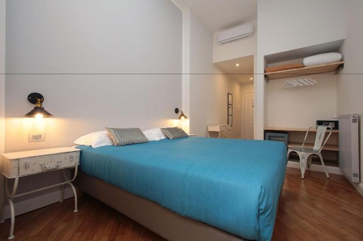 DOUBLE LUXURY Room