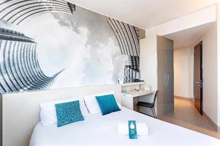 DOUBLE SINGLE USE STANDARD Room