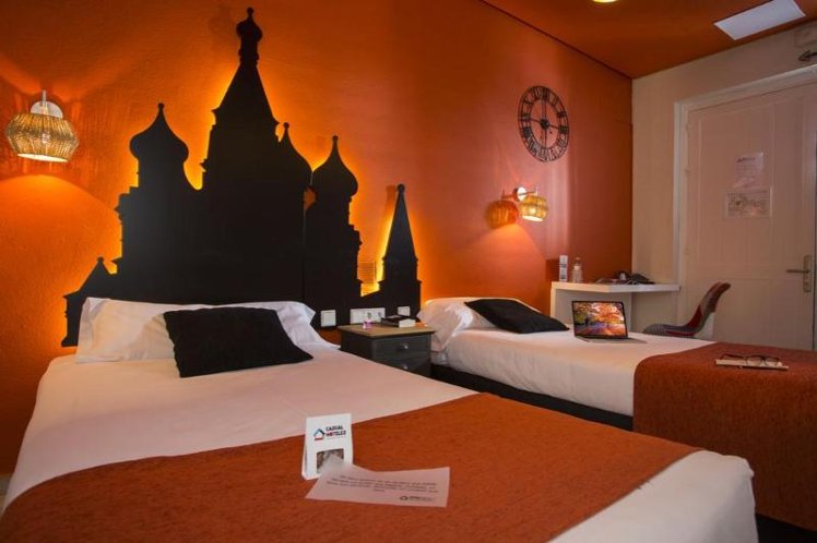 TWIN STANDARD Room