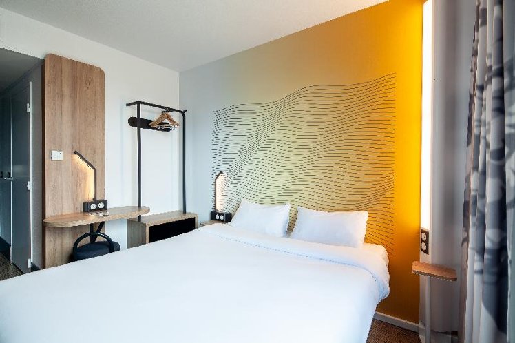 DOUBLE STANDARD Room