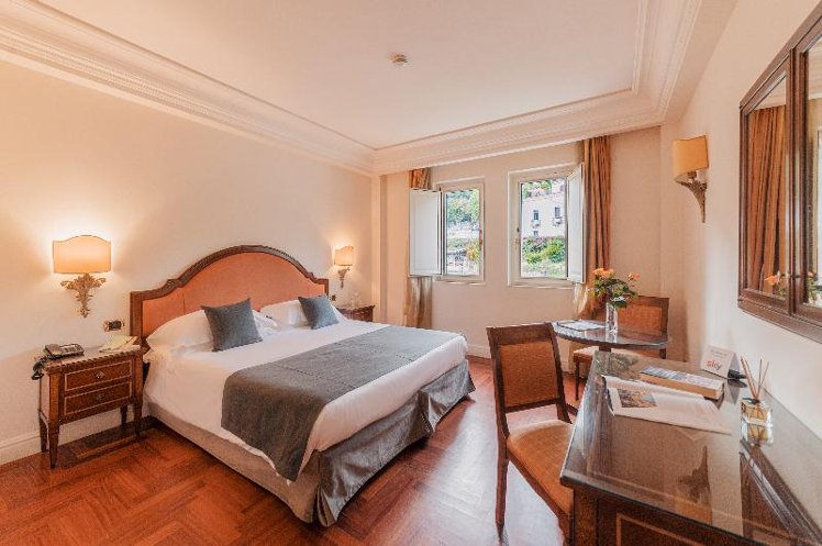 DOUBLE CLASSIC Room