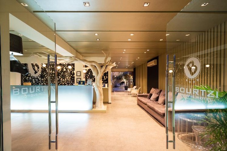 Bourtzi boutique hotel