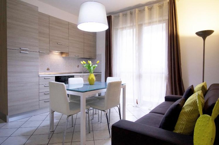 APARTMENT TWO BEDROOMS ONE BATHROOM Room