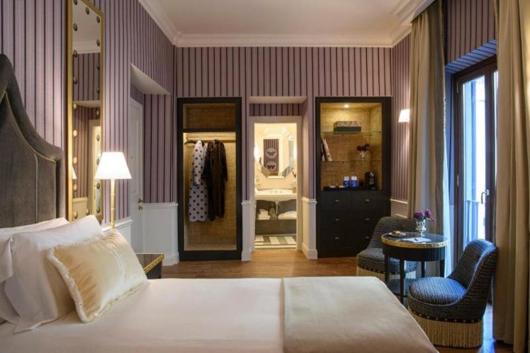 QUADRUPLE DELUXE Room