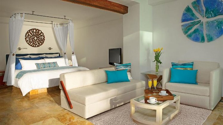 DOUBLE SUPERIOR Room