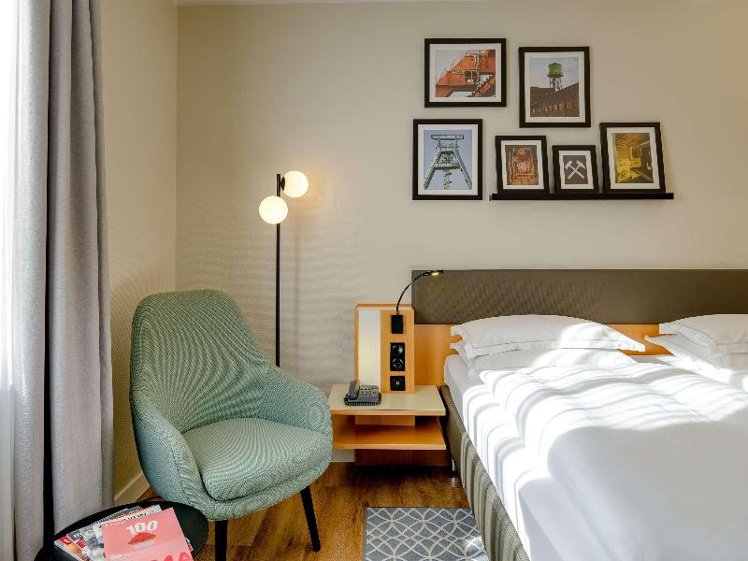 DOUBLE SUPERIOR WITH DOUBLE BED Room