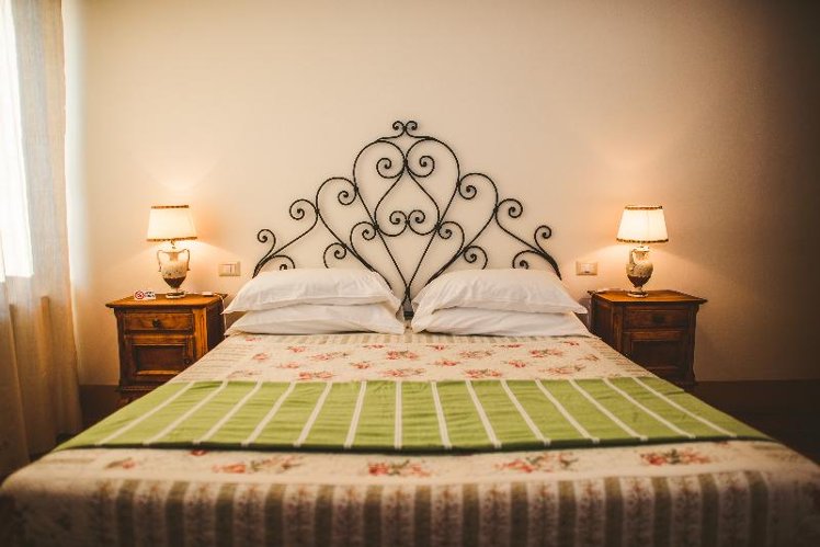 DOUBLE STANDARD Room