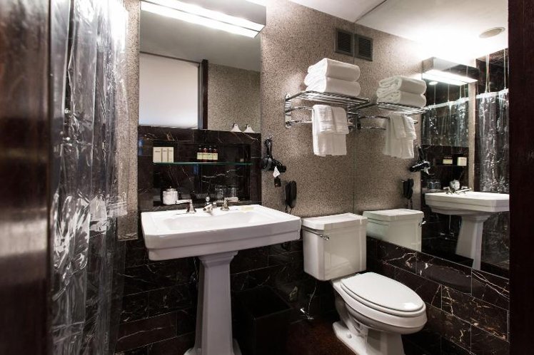 DOUBLE STANDARD Room