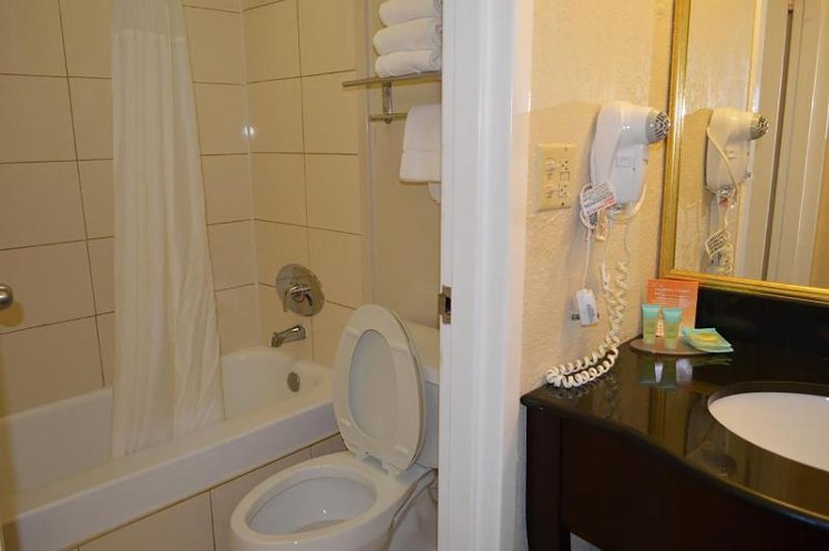 DOUBLE KING SIZE BED Room