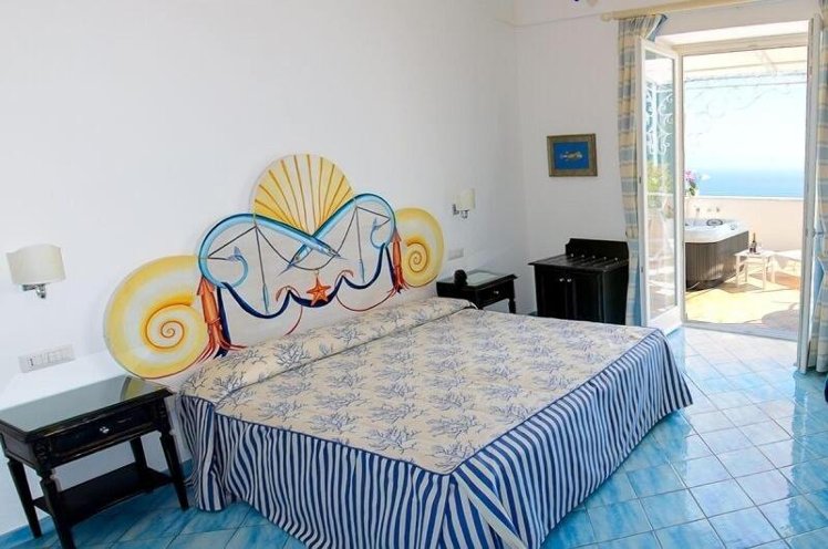SUITE WITH PRIVATE POOL Room