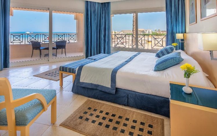 JUNIOR SUITE STANDARD Room