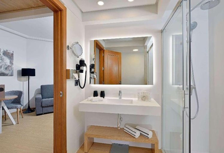 JUNIOR SUITE OCEAN VIEW Room
