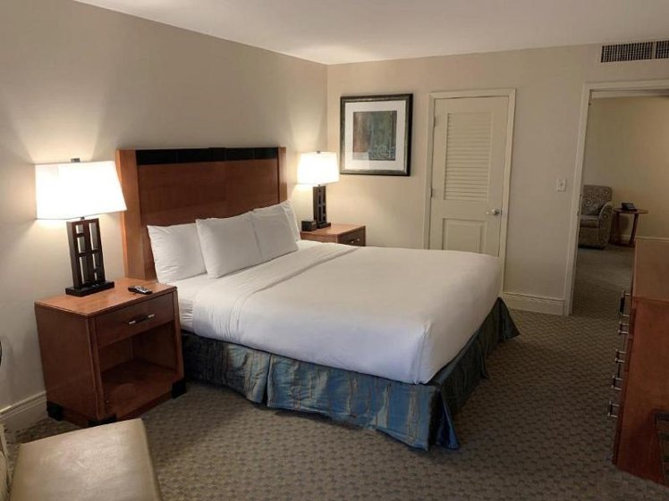 DOUBLE RUN OF HOUSE Room